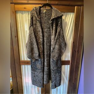 Cozy Gray Hooded Sweater